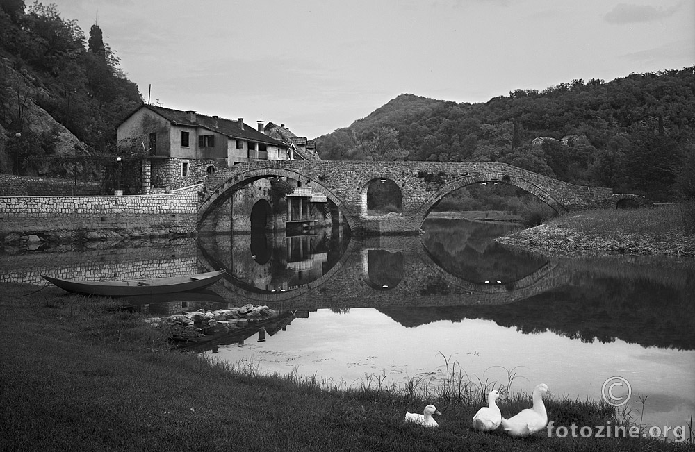 Mostina na Rijeci Crnojevića