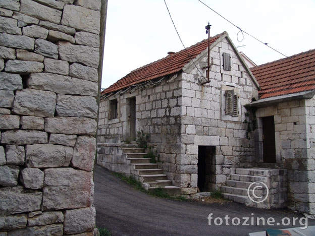 stare kuće - novi krovovi
