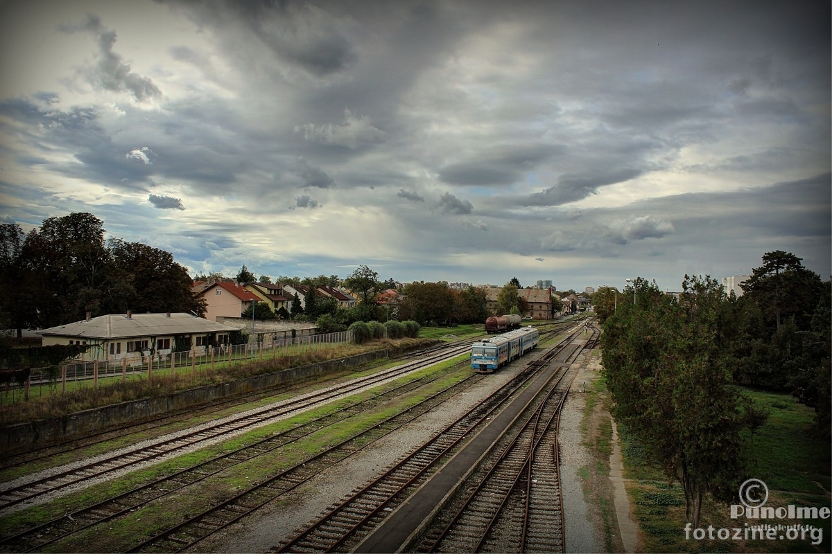 Vlak i oblaci