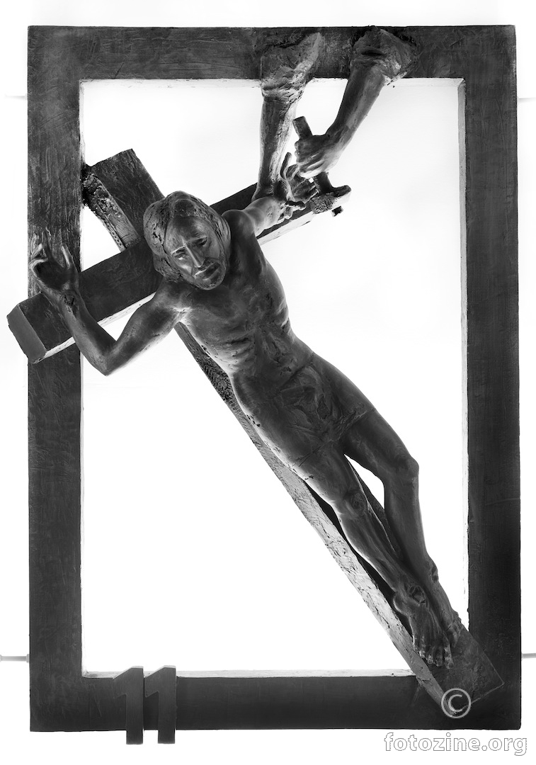 11.postaja:Isusa pribijaju na križ