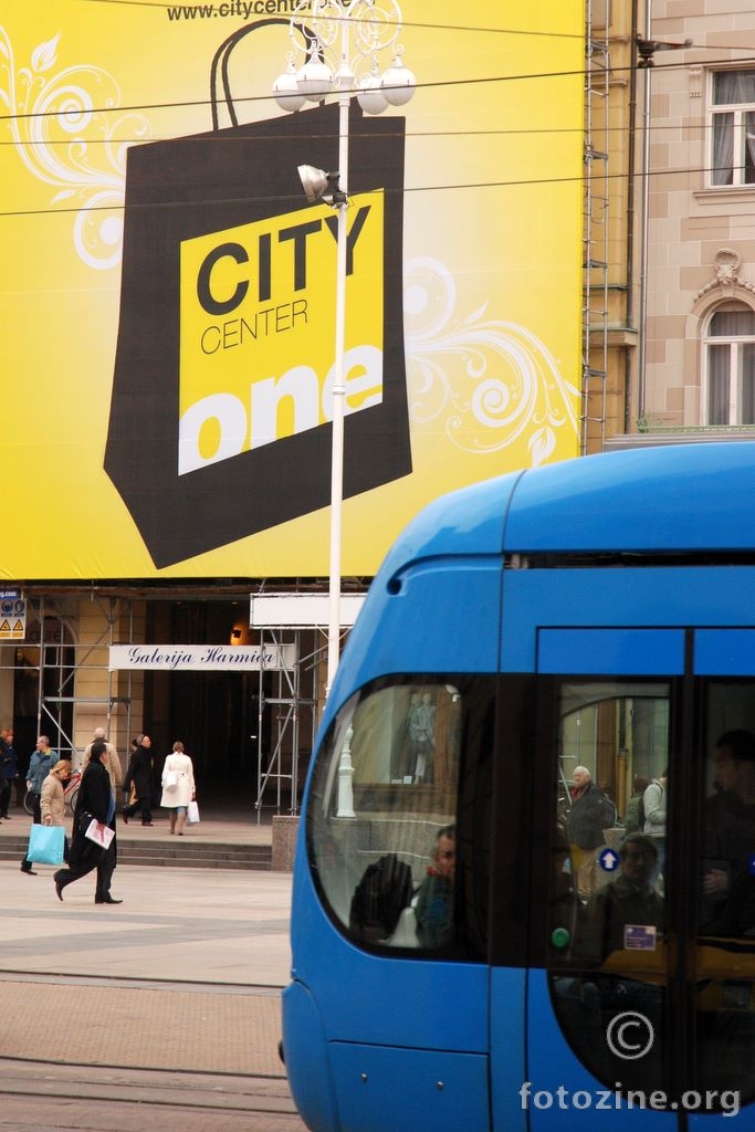 plavi tram