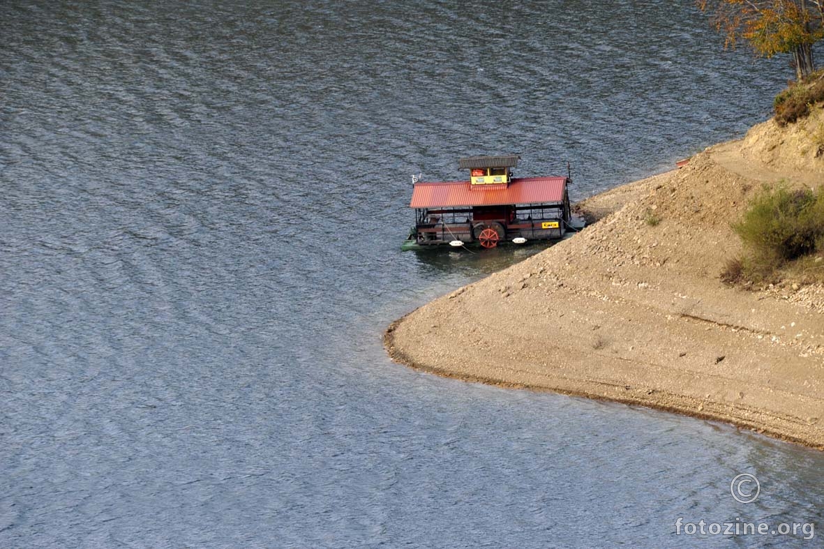 Lokvarsko jezero - Čačina splav