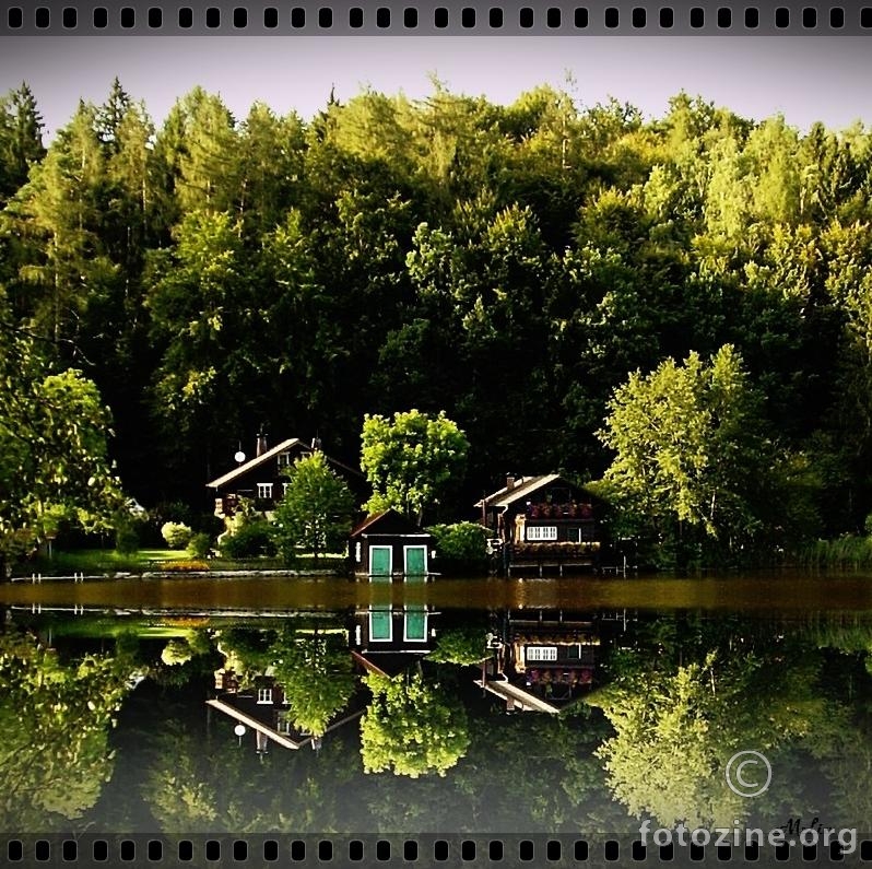 Kućice na jezeru