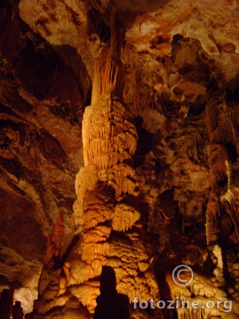 La Grotte De Dargilan 2