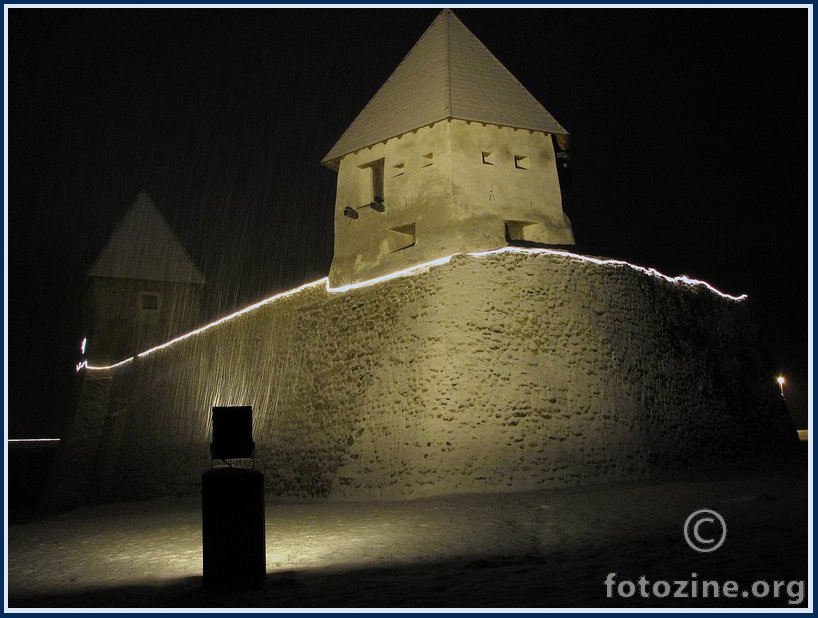 utvrda Zrinski - kišna noć ...