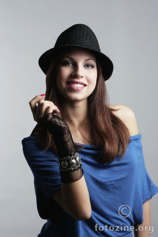 Pose 5