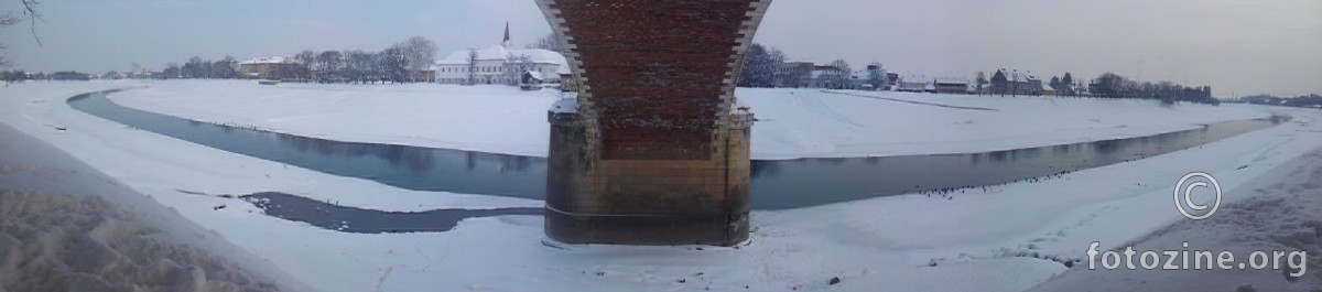 panorama s mostom