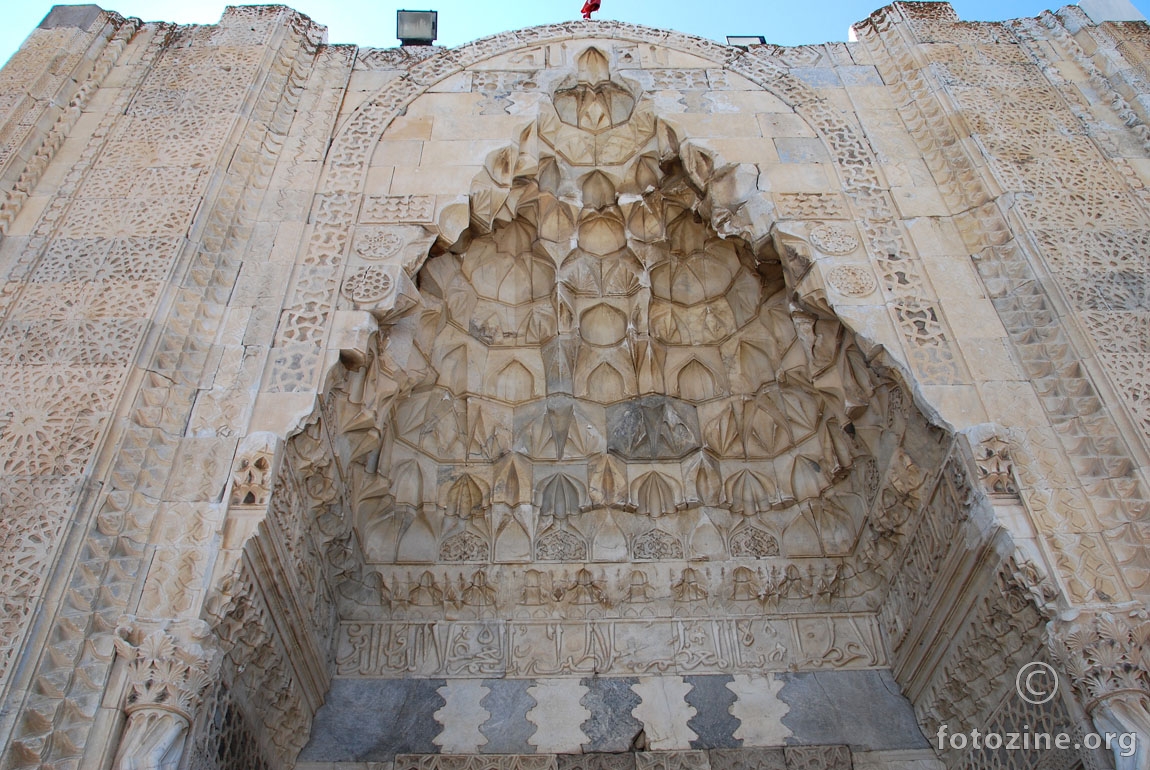 Sulejmanhani, portal
