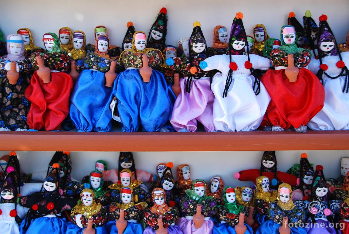 Lutke na bazaru