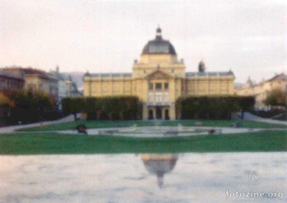 Zagreb, Umjetnicki paviljon (sa postolja spomenika kralja Tomislava)