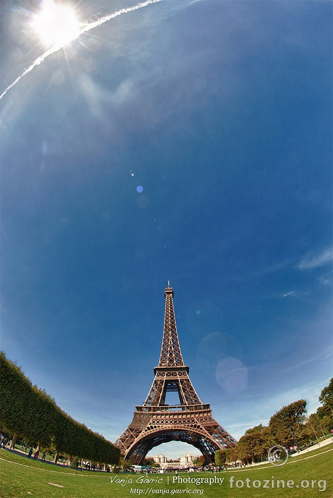 Eiffelov toranj, Pariz