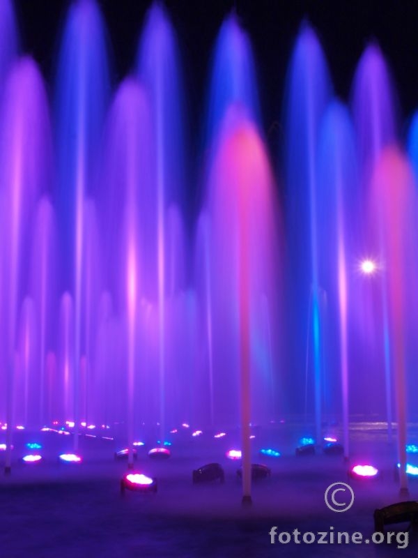 fontana u bojama
