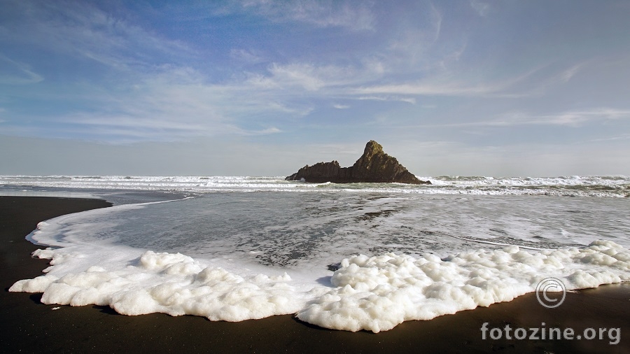 Karekare Beach