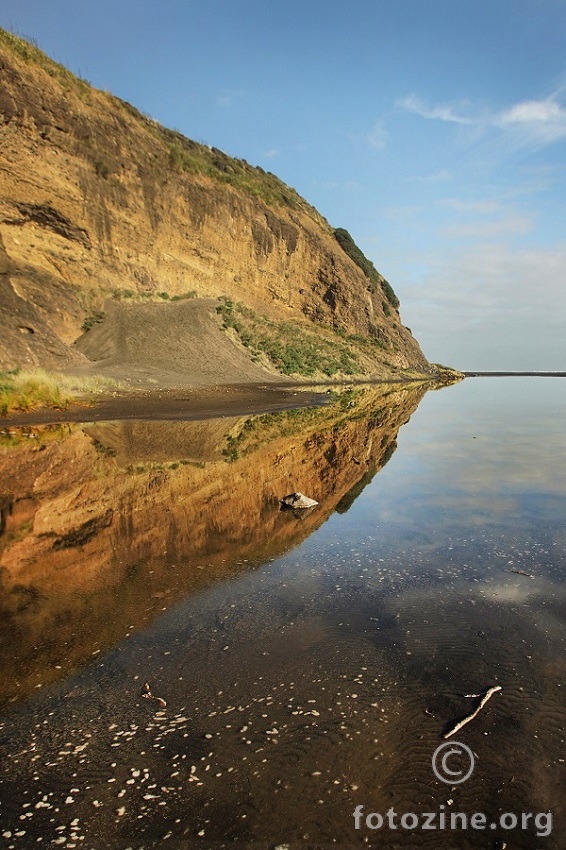 Karekare Beach