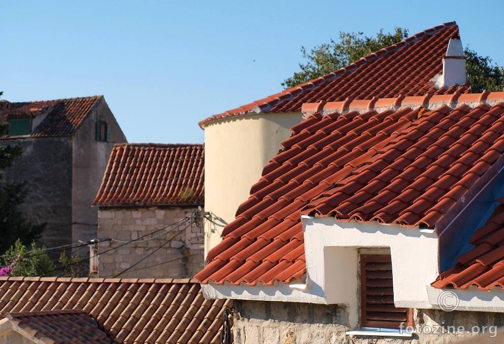 Varoš-krovovi stari i novi