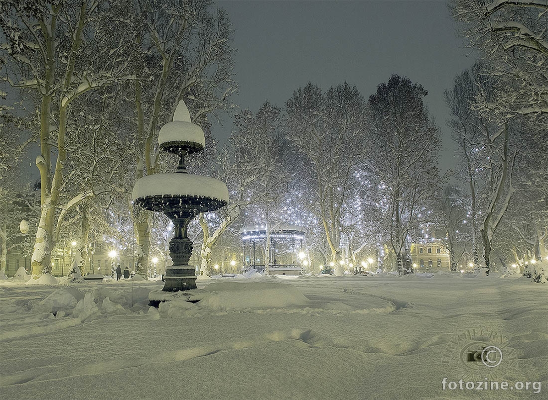 Snijeg na Zrinjevcu