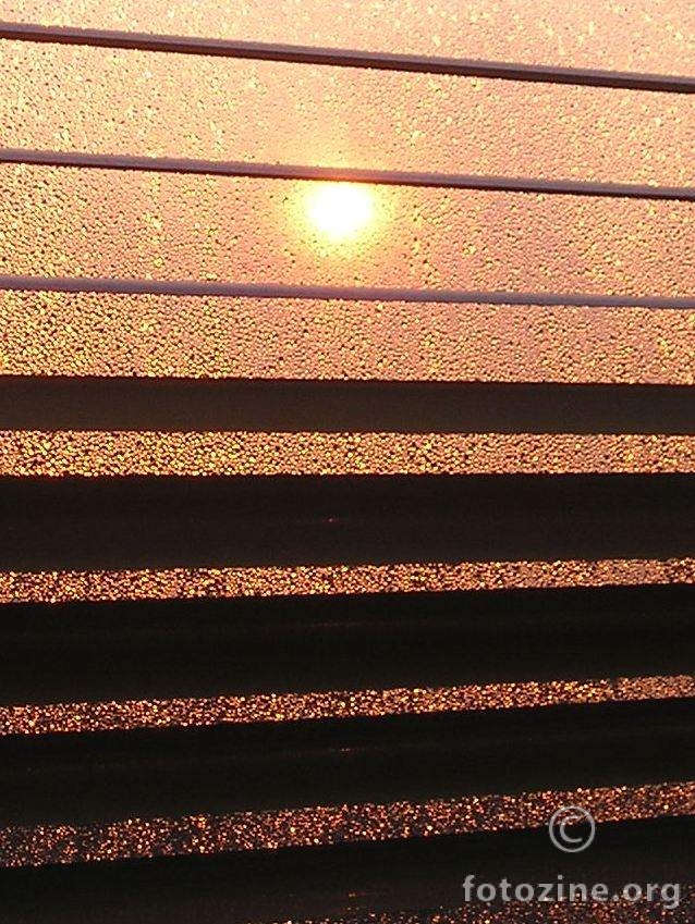 sunce na prozoru