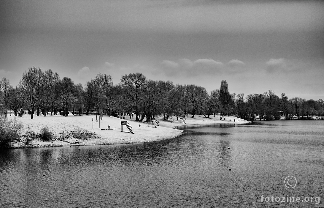 Prvi snijeg na jezeru Jarun