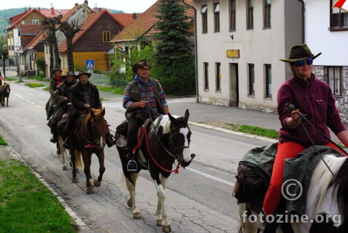 Na konjima iz Poljske