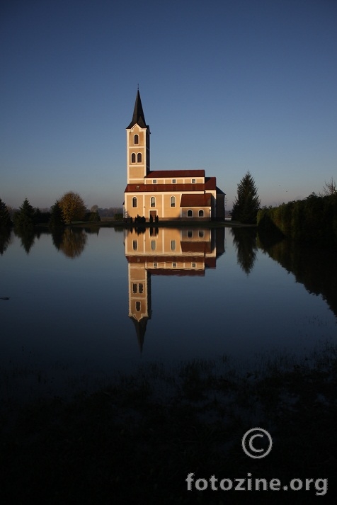 Crkva poplava