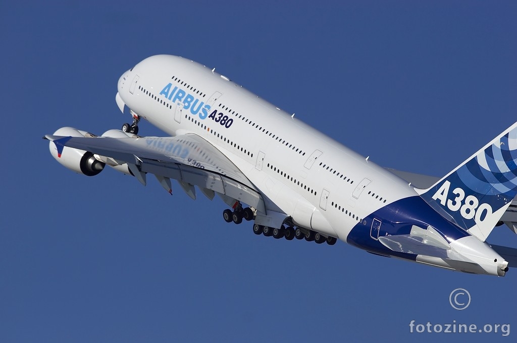 A380 Dubai Airshow '07