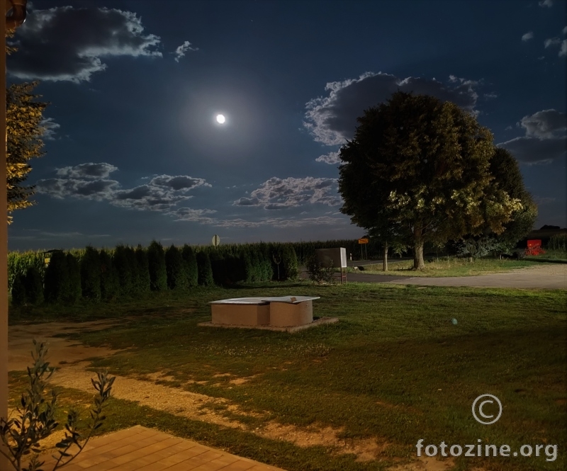 Mjesečina!