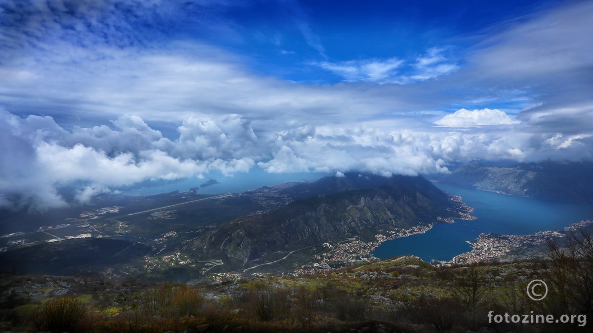 Wild beatiful ...pogled na Kotor i Tivat sa puta ka Cetinju