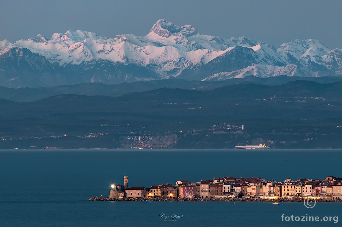 Piran i Triglav u plavi sat ❤