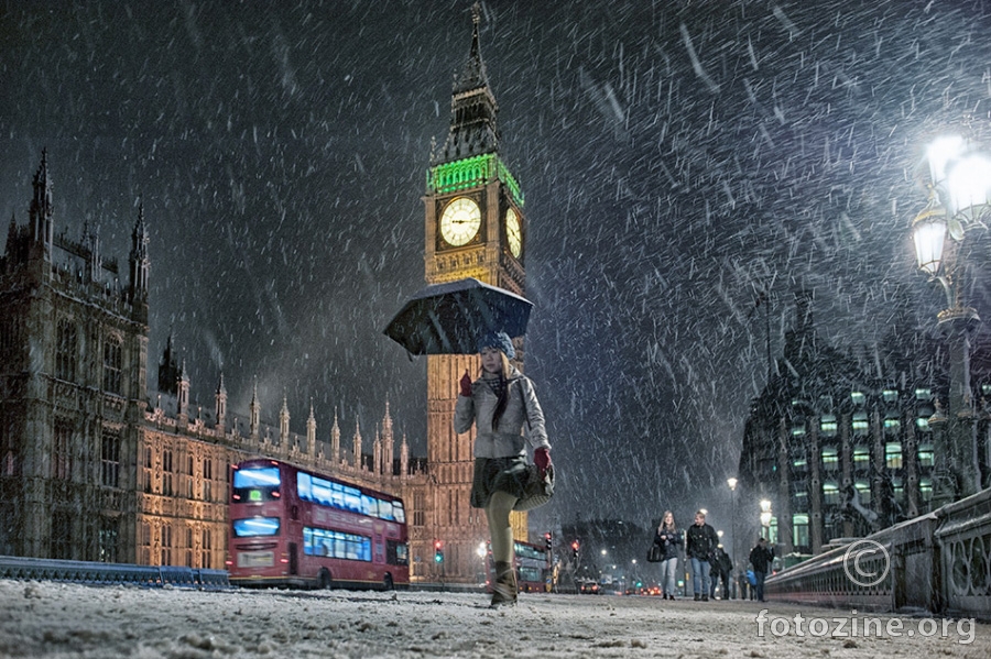 It is snowing in London