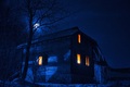 kuća u noći