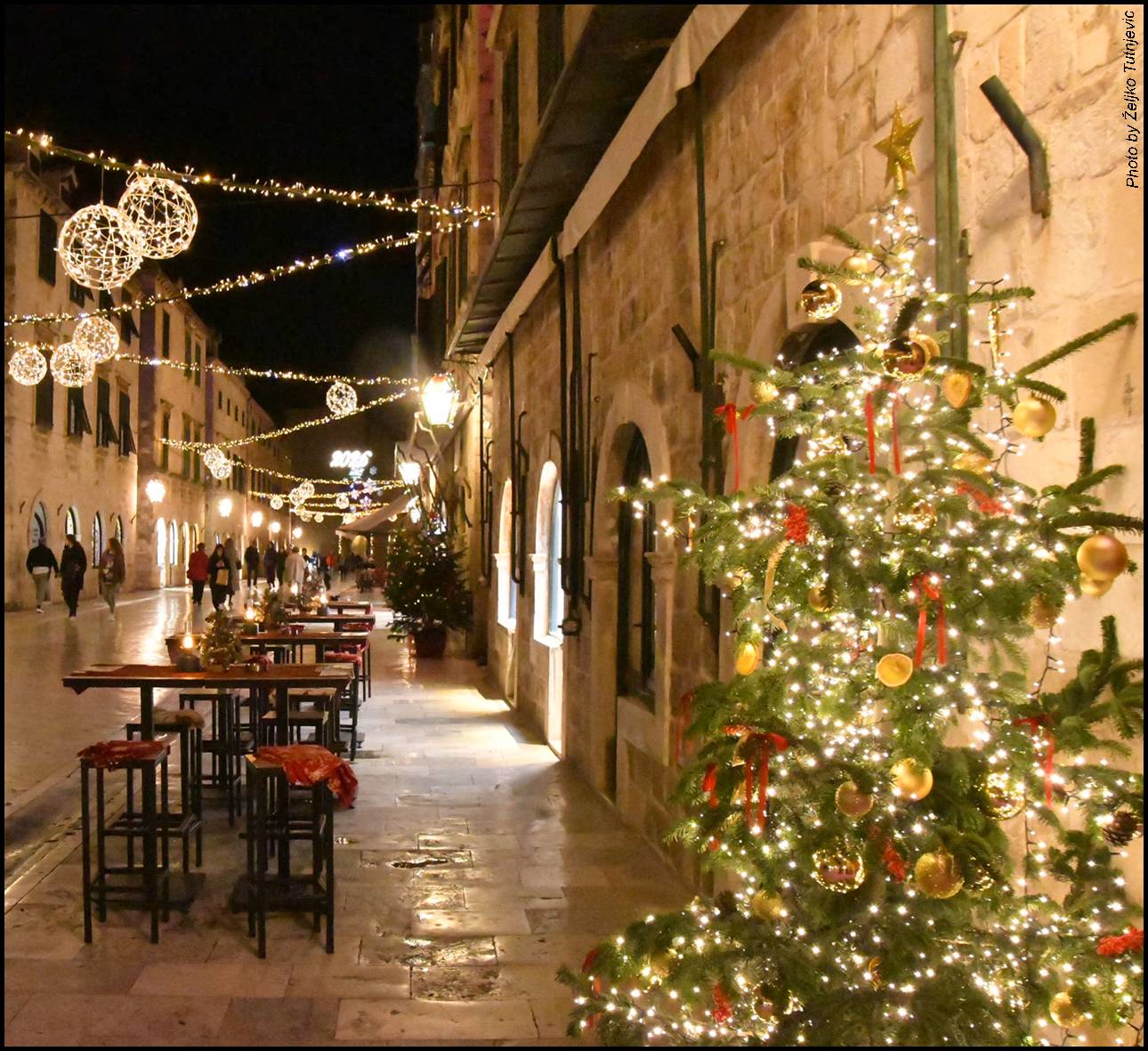 SLIKA ZA NA DUBROVAČKI ZIMSKI FESTIVAL 2025. SJEĆANJE, TKO ZNA KAKO ĆE STRADUN IDUĆE GODINE IZGLEDATI, JOŠ NIJE ODRŽANO VIJEĆANJE BY ŽT