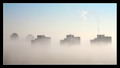zgrade u magli